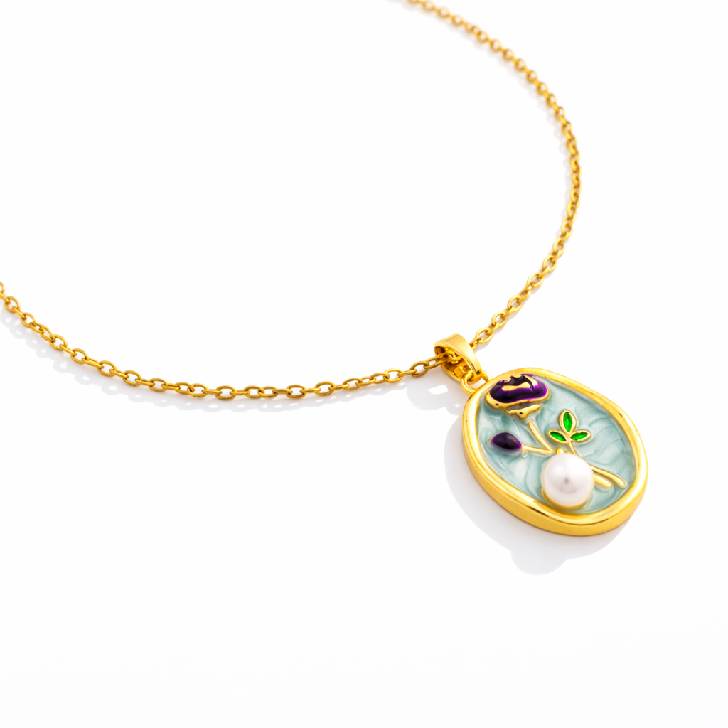 Soft Glow Crystal Chain with pendant