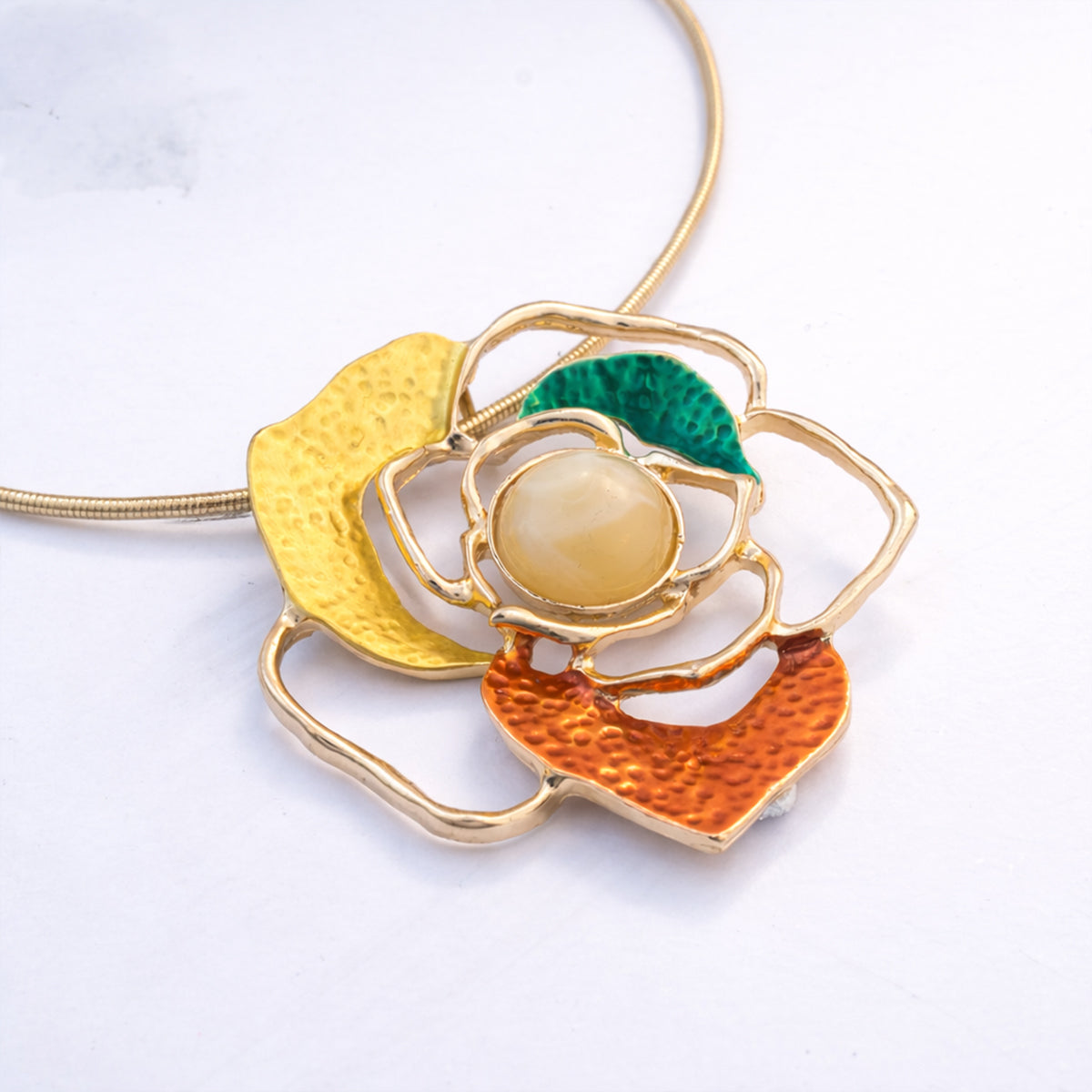 Petal Mood Necklace