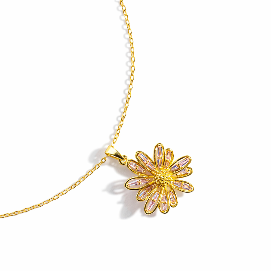 Radiant Daisy Gold Chain with pendant
