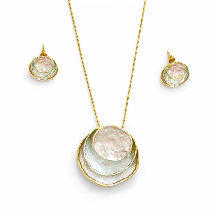 Opal Sheen Pendant Set