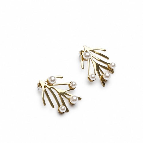 Mistletoe Pearl Earrings