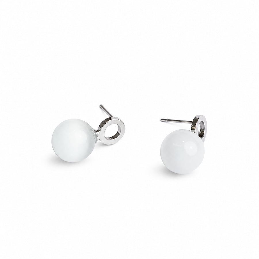 Round Pearl Studs
