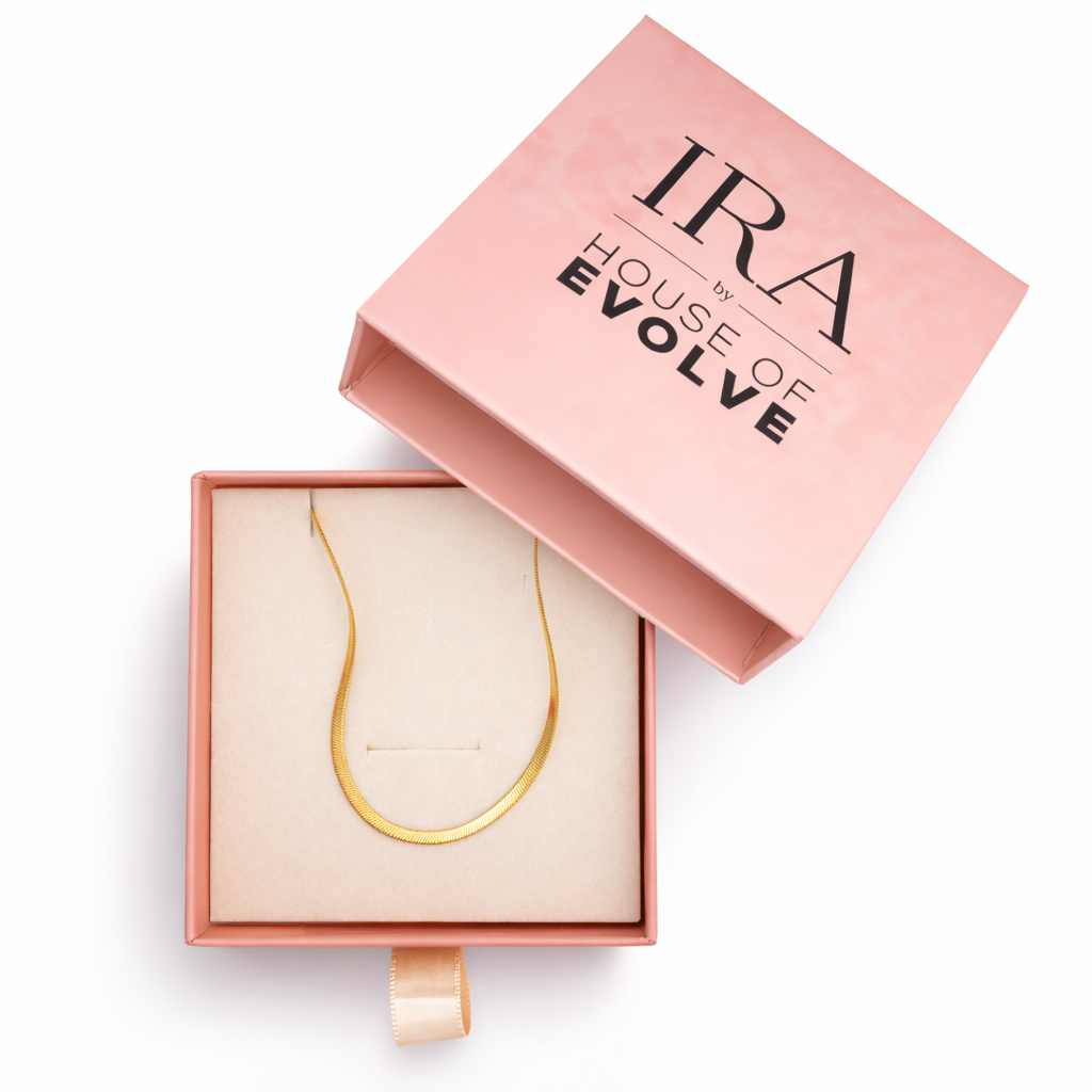 Luxe Flat Gold Chain with pendant