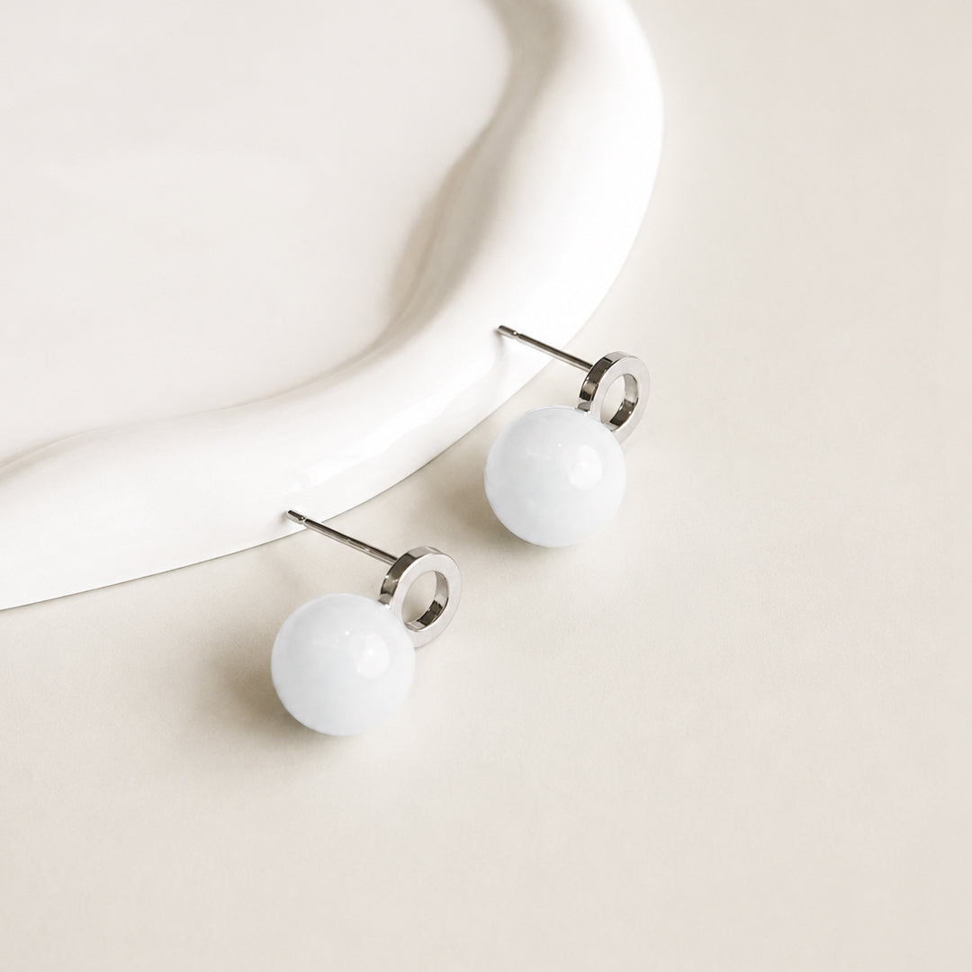 Round Pearl Studs