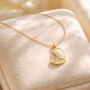Pearl & Crystal Heart chain with pendant
