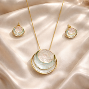 Opal Sheen Pendant Set
