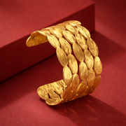 gold Crave Bangle