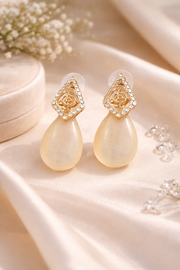 Ivory Muse Earrings