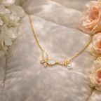 Minimal Wing Charm Chain with pendant