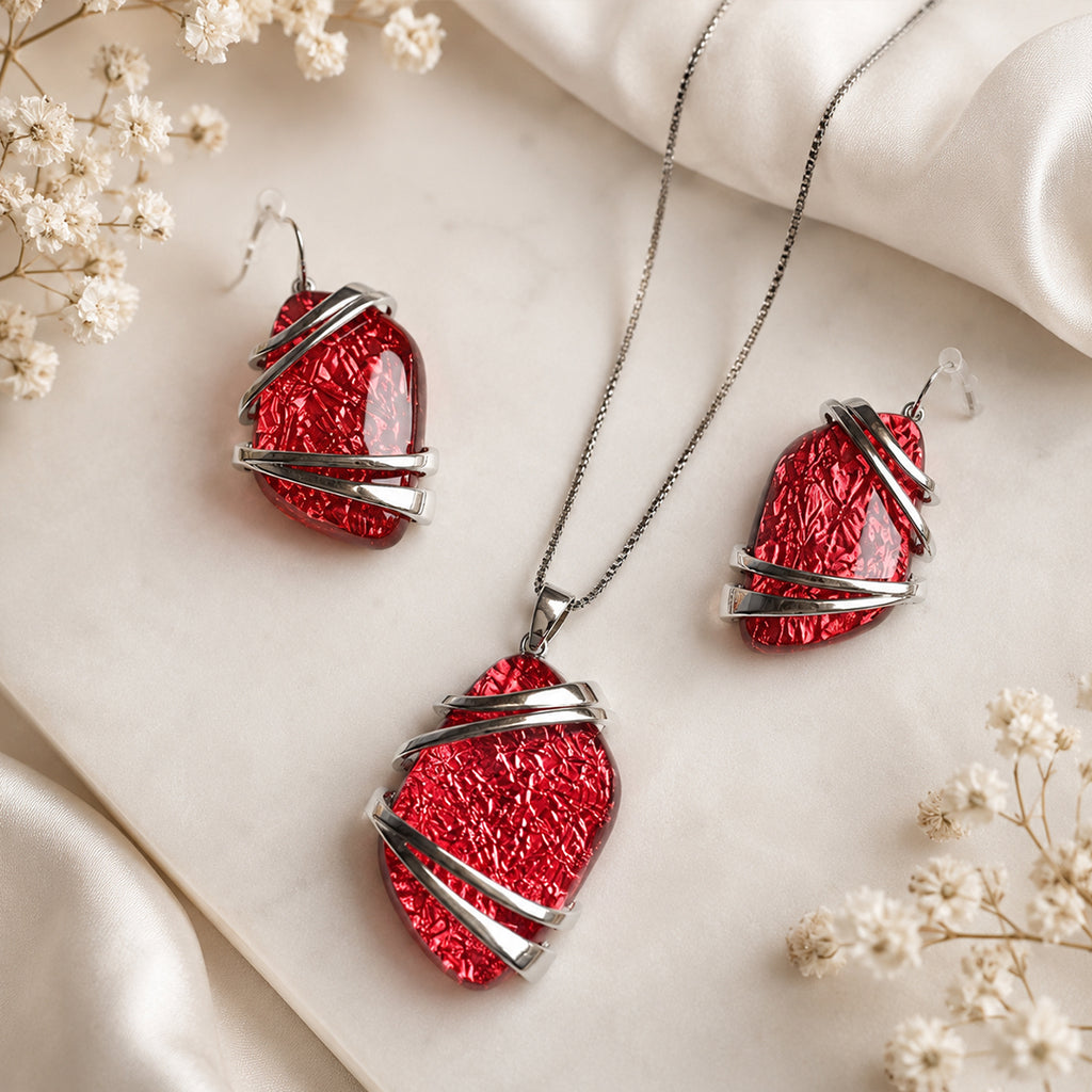 The Katherine Pendant