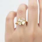 Sparkling Clover Heart Gold Ring