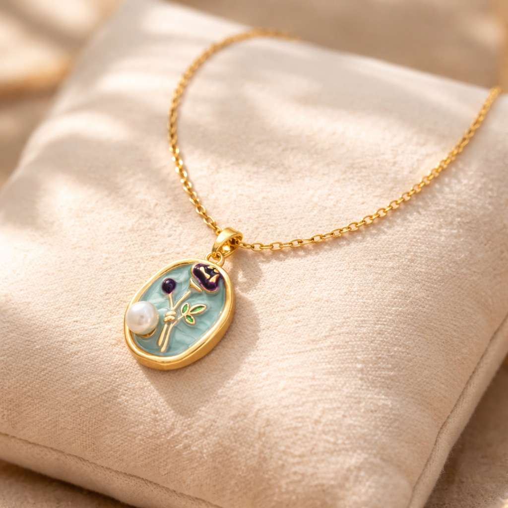 Soft Glow Crystal Chain with pendant