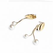 Pearl Drop Leaf Earring