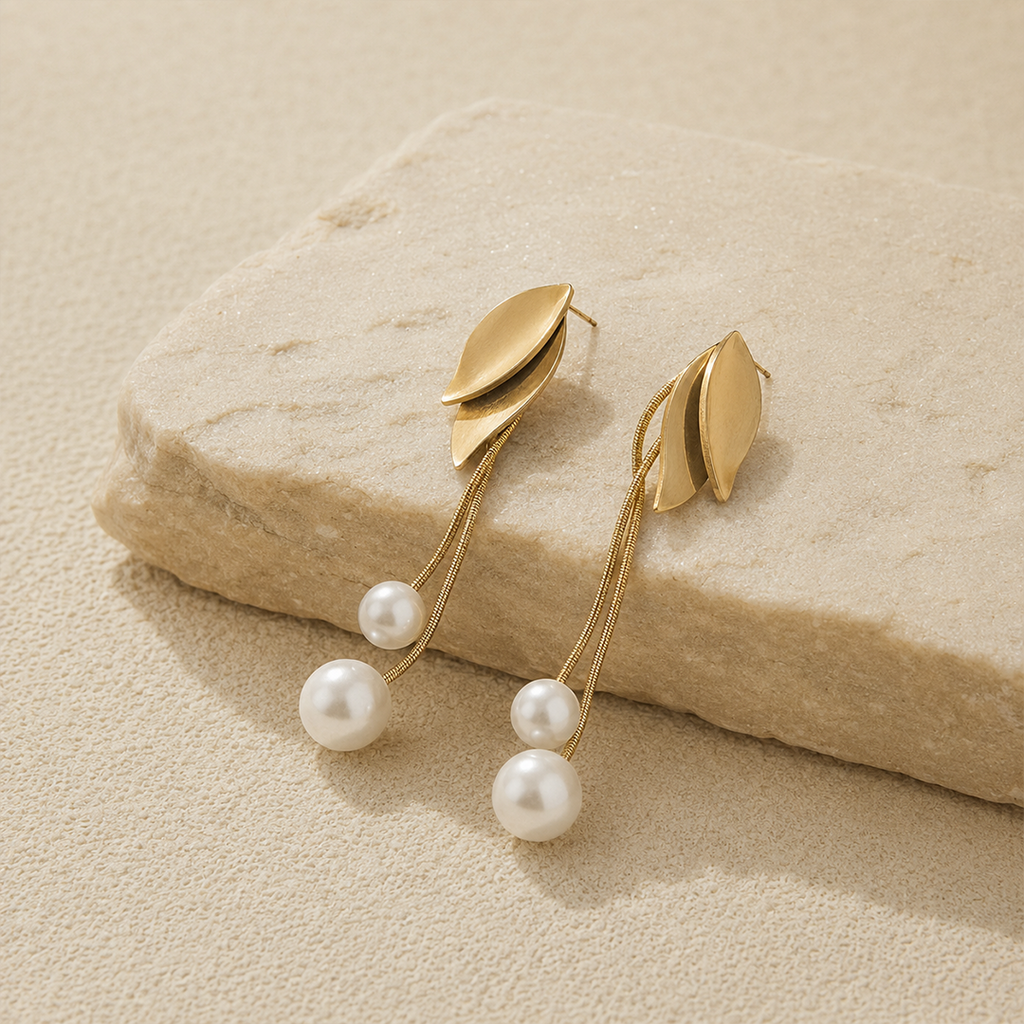 Pearl Drop Leaf Earring