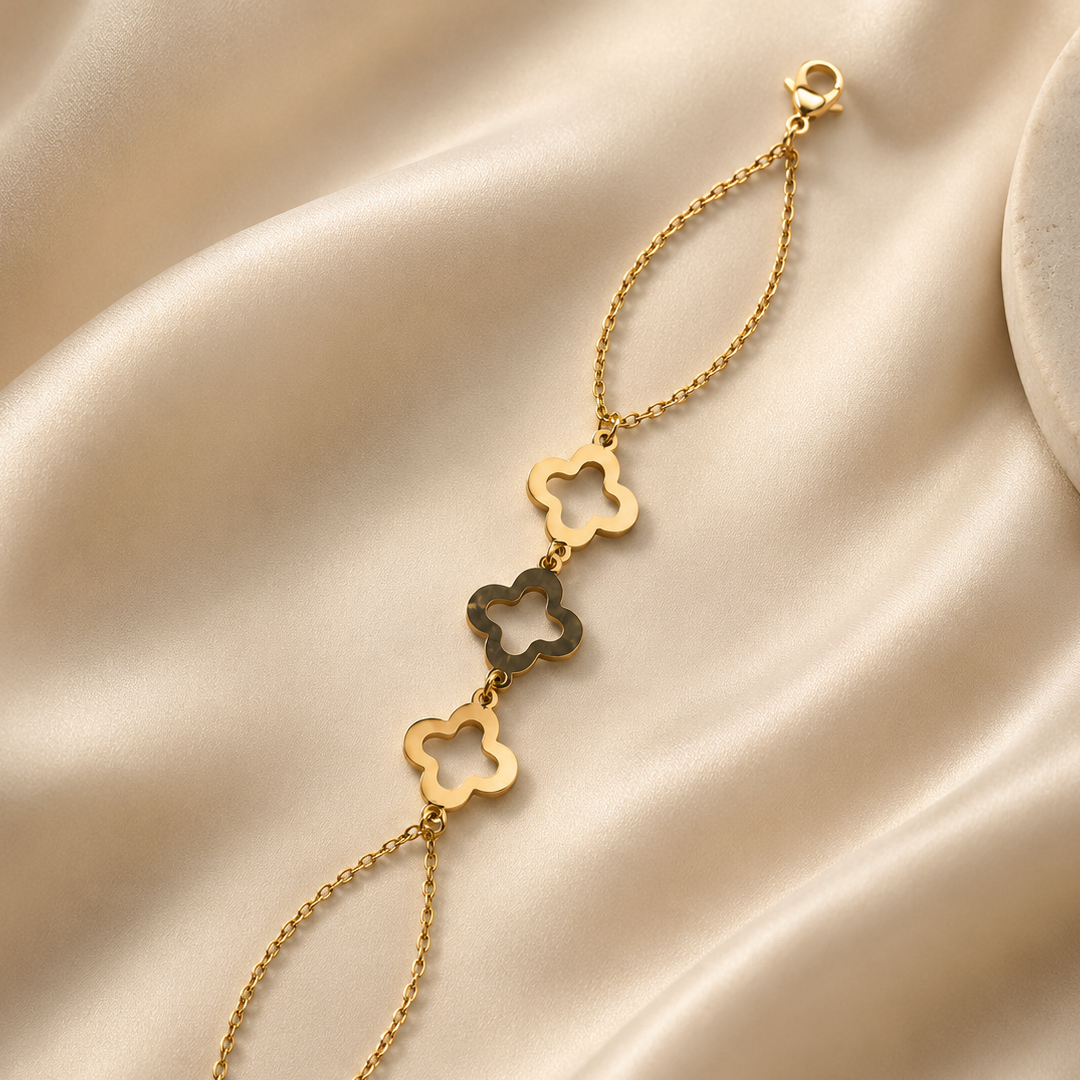 Clover Charm Bracelet