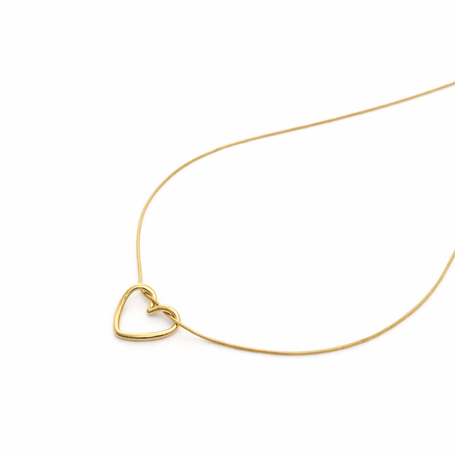 Intertwined Love Heart Pendant