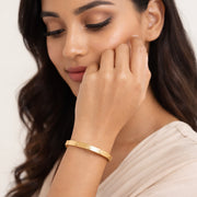 Classic Luxe Screw Motif Bangle